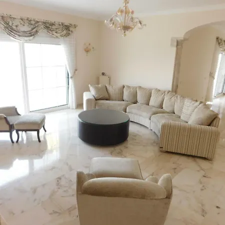 Luxury In * Roses